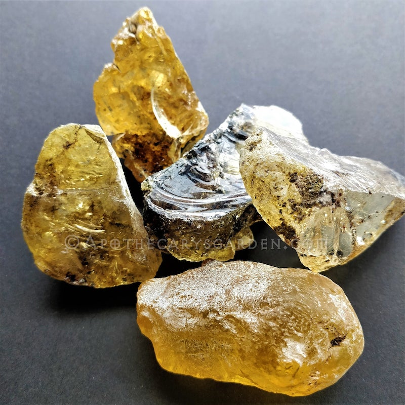 Angola-Copal-Powder-2