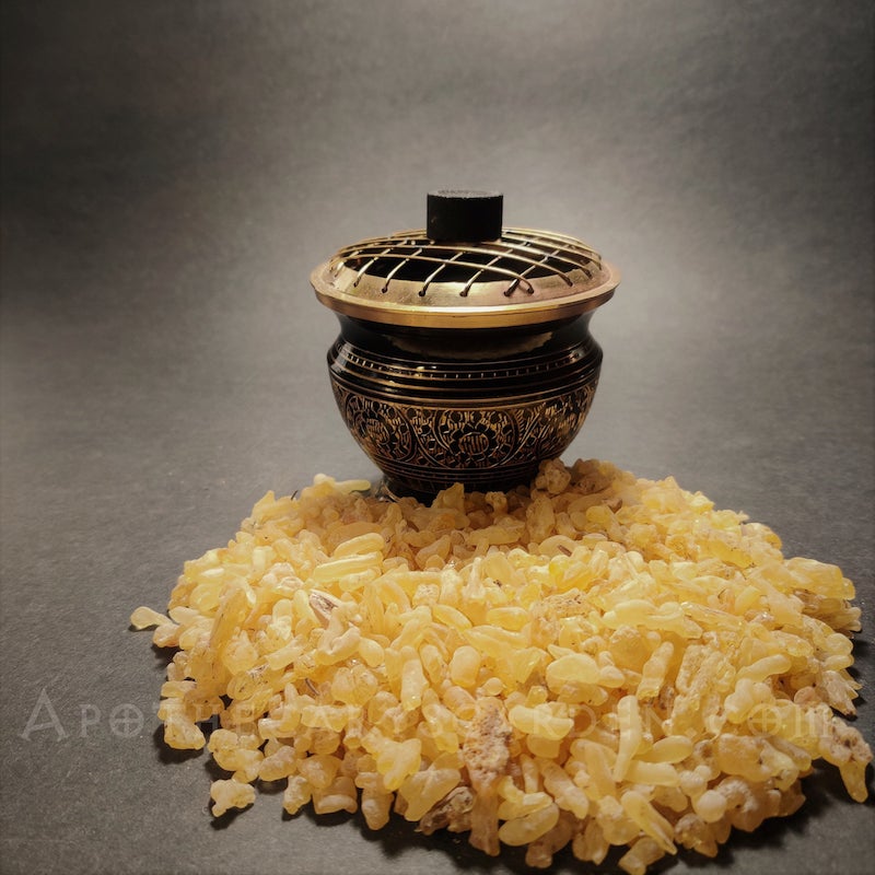 Sandarac Resin Tears