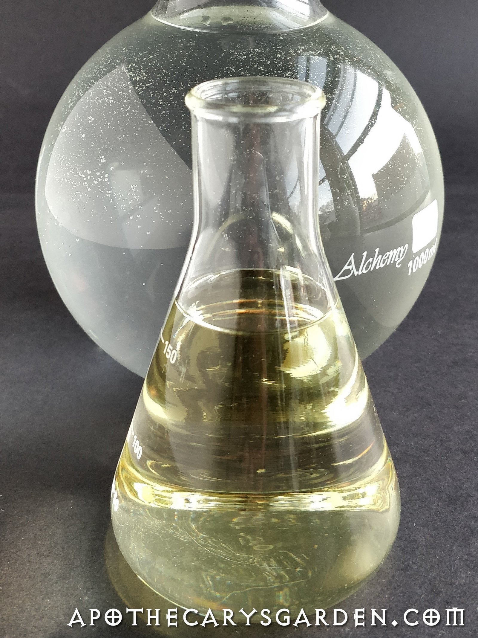 Benzyl Benzoate USP- Solvent, fixative and secret weapon for mastering difficult aromatic materials.