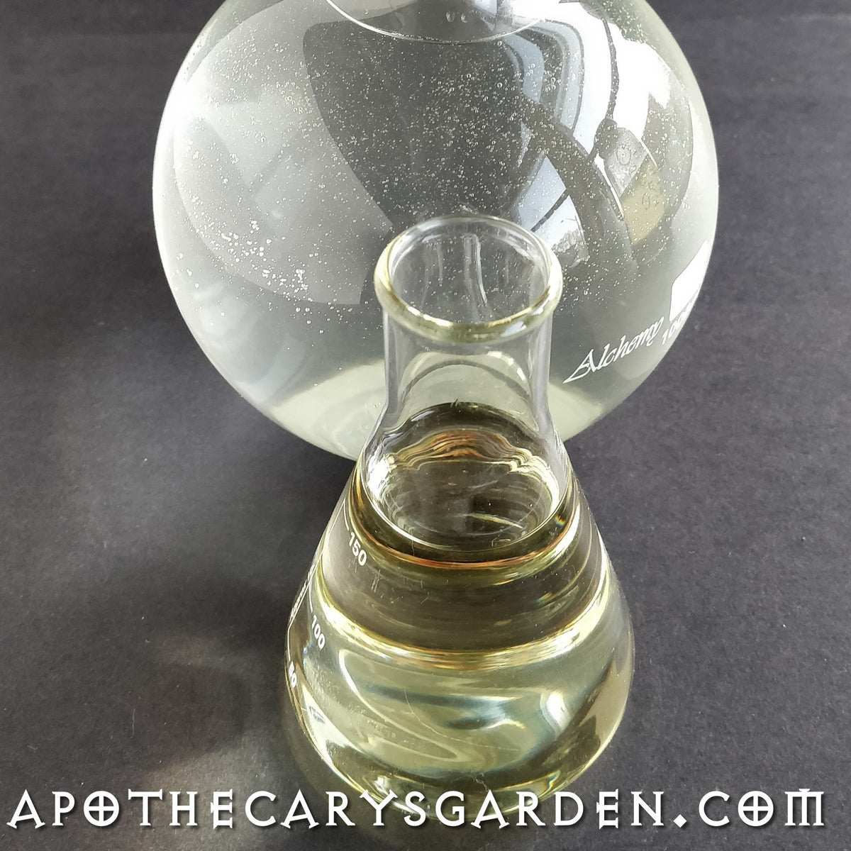 Benzyl Benzoate USP- Solvent, fixative and secret weapon for mastering difficult aromatic materials.