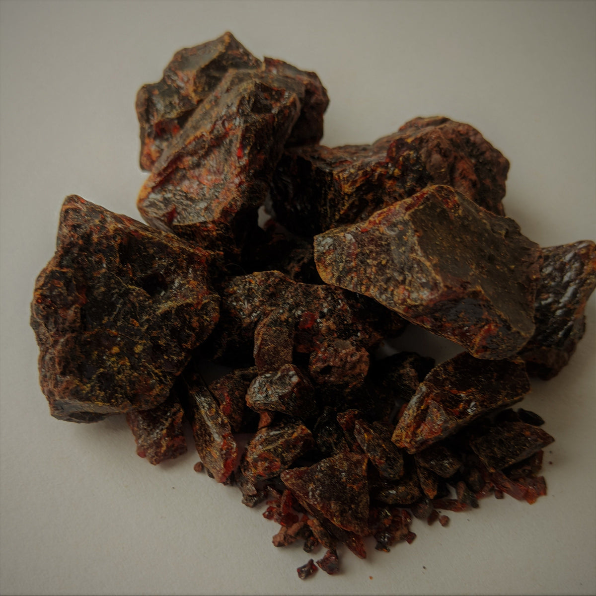 Xanthorrhoea resin, Australian Grass tree resin, Gum Acaroid, Yakka. Sustainably harvested-Australia