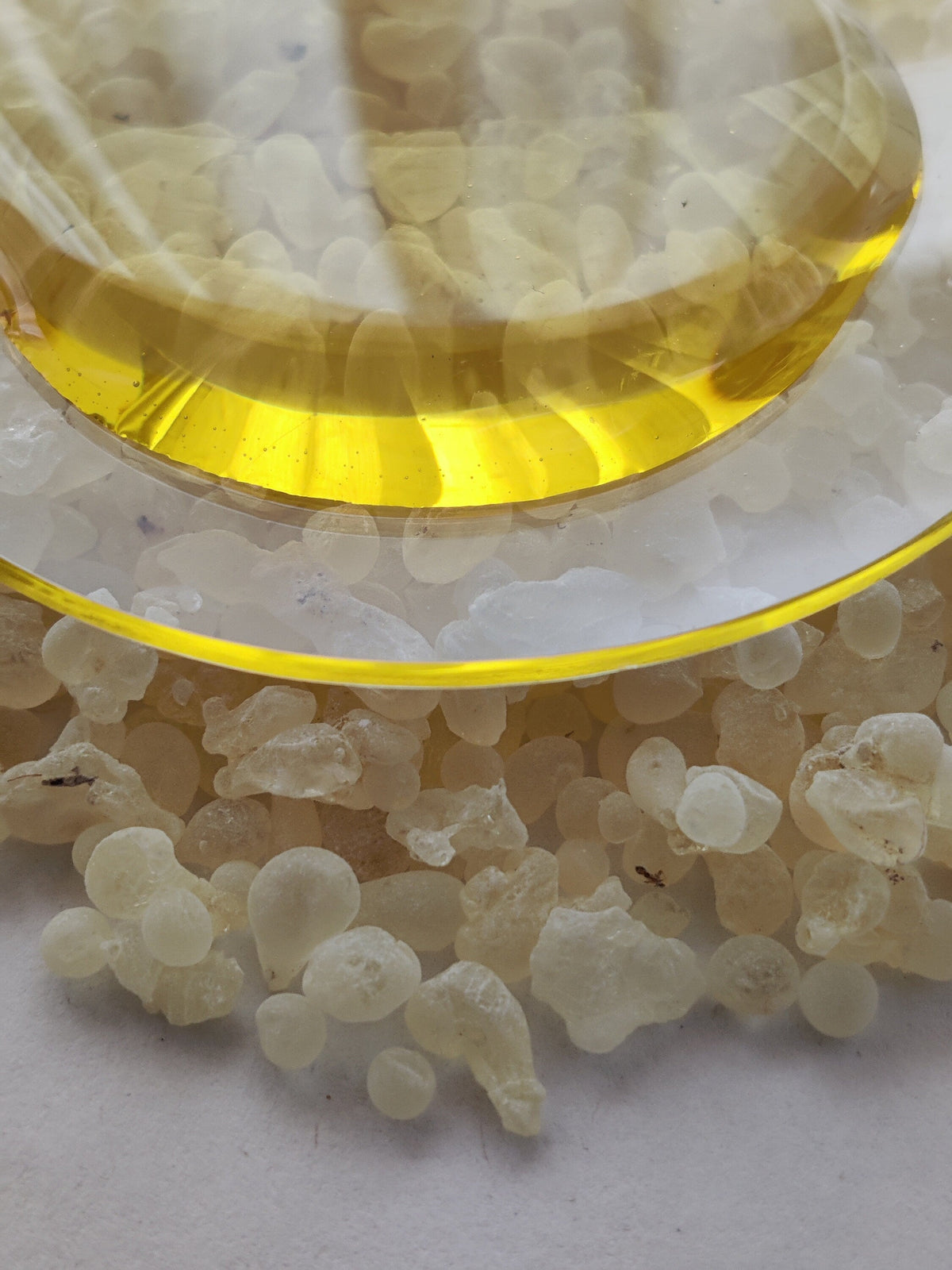 Mastic Resinoid-Mastic Chios Resin Absolute. For perfume,incense and cosmetics. Pourable and sweet-scented